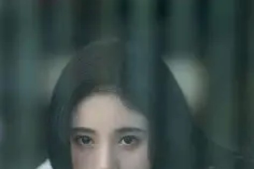 前央视主持曹晴嫁大20岁美国富豪婚后被家暴吃剩饭却不愿离婚